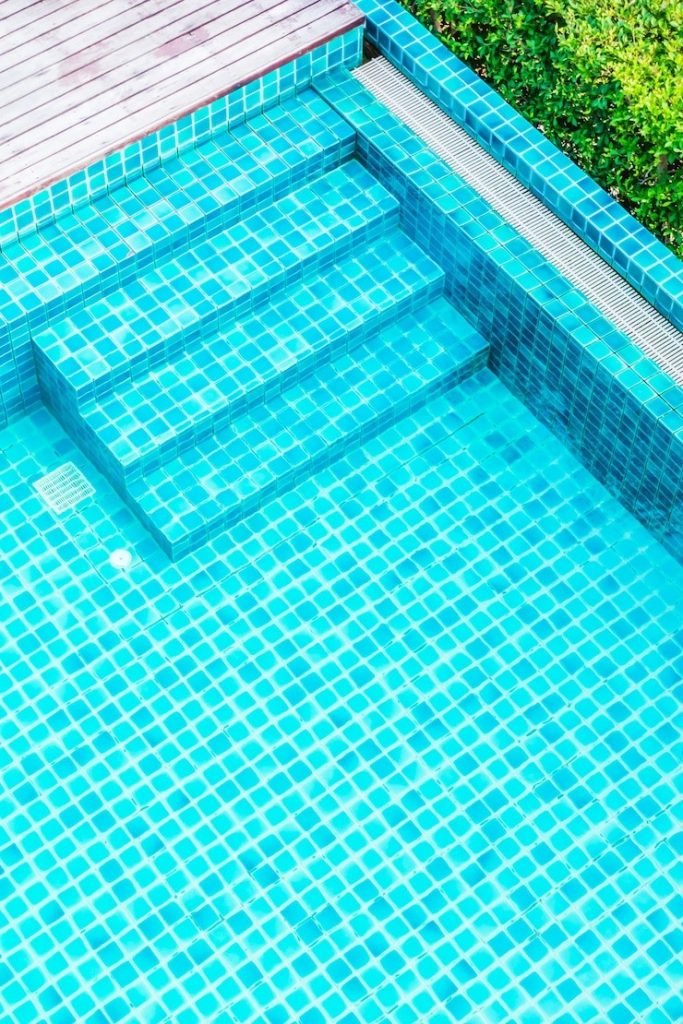 Inground pool liners