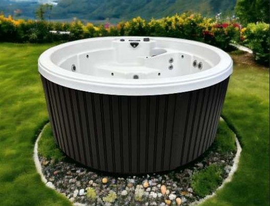 hot tub dealers near New Costle